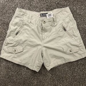 Columbia women’s Shorts